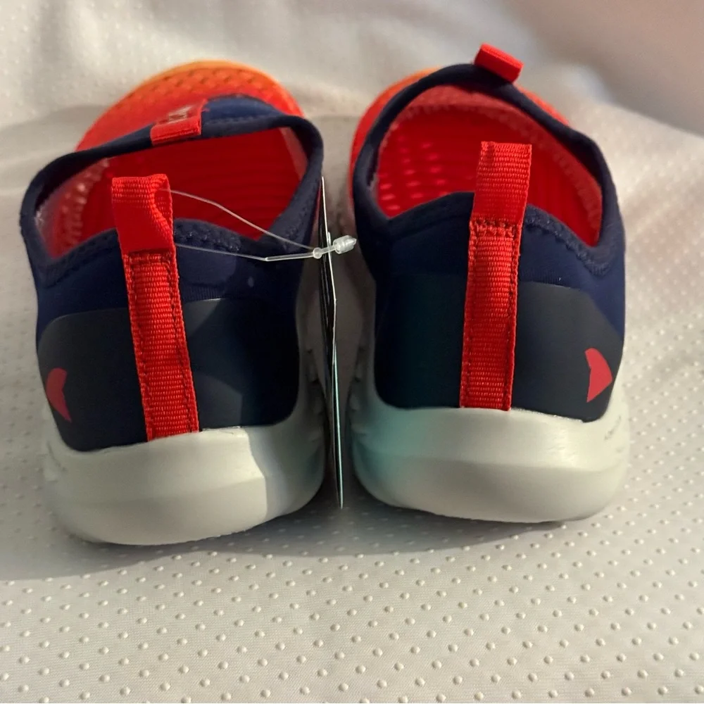 Rugged Shark Boys Size 5 Shoes Orange and Navy‎ Water Aquaflo Technology New